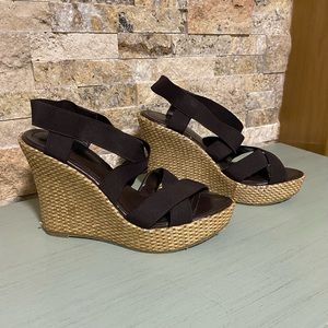 ✌️🤎Straw Platform Brown Sandals